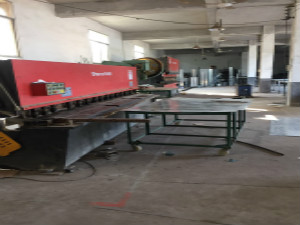 衡陽市力豪環(huán)?？萍加邢薰?衡陽廚房設(shè)備,衡陽通風管道,衡陽防腐外包,中央空調(diào)